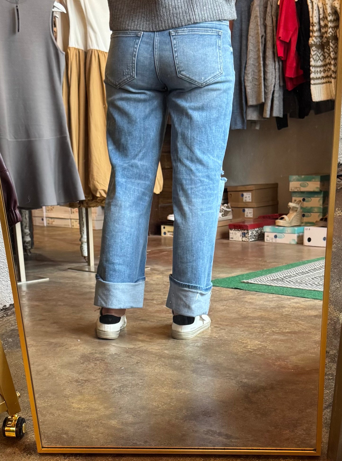 Mid rise cuffed dad jeans