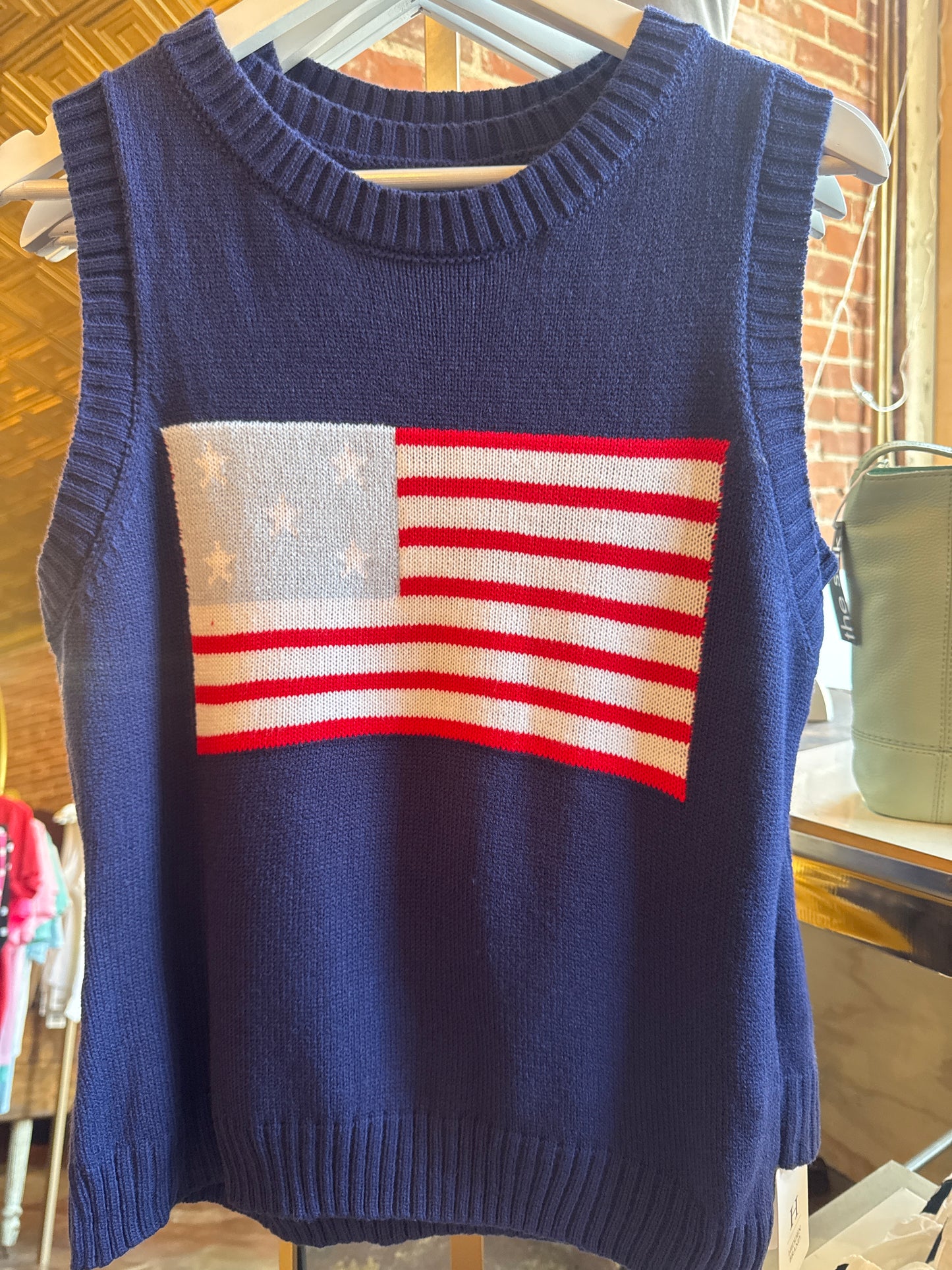 Navy flag tank